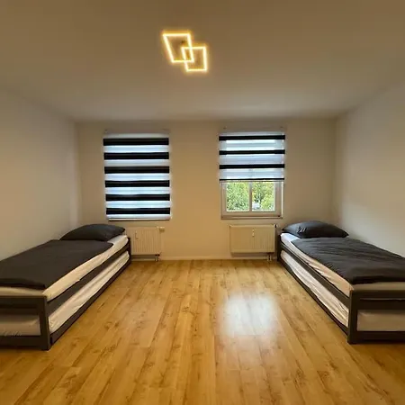 Apartment Grosse Mit Xxl-balkon In Schwerin Mitte *