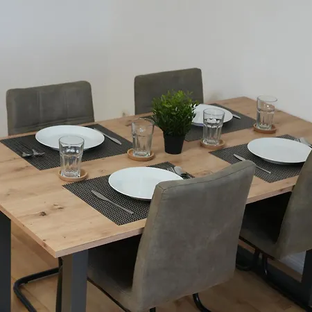 Große Mit Xxl-balkon In Mitte *