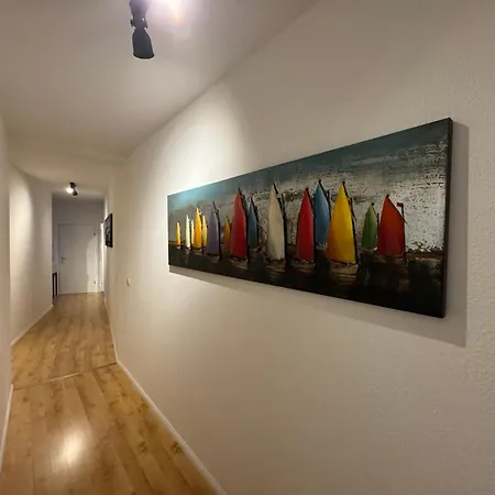 Grosse Mit Xxl-balkon In Schwerin Mitte Apartment *